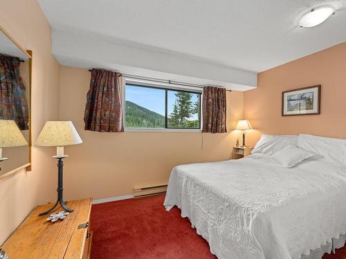 3-687 Castle Crag Cres, Courtenay, BC - Indoor Photo Showing Bedroom