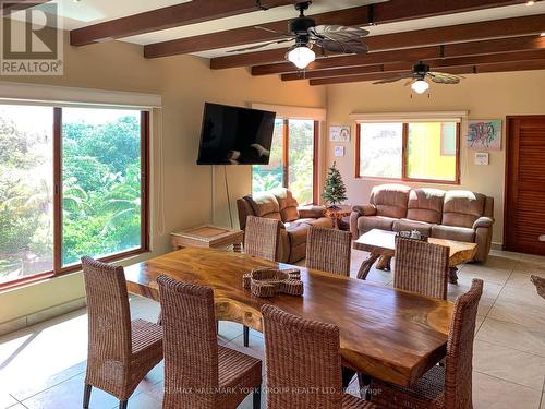 303A Hacienda Escondida, Mexico, ON - Indoor Photo Showing Dining Room