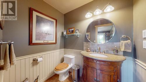205 Greasewood Avenue, Oliver, BC - Indoor Photo Showing Bathroom