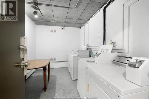591 Wellington Avenue, Windsor, ON - Indoor Photo Showing Laundry Room