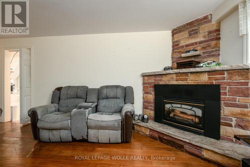 421 Franklin St N, Kitchener, ON - Indoor Photo Showing Living Room With Fireplace
