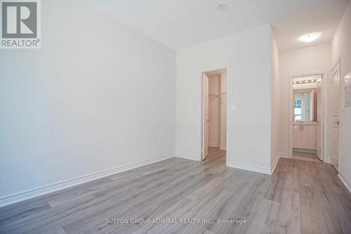 #Th4 -39 Annie Craig Dr, Toronto, ON - Indoor Photo Showing Other Room