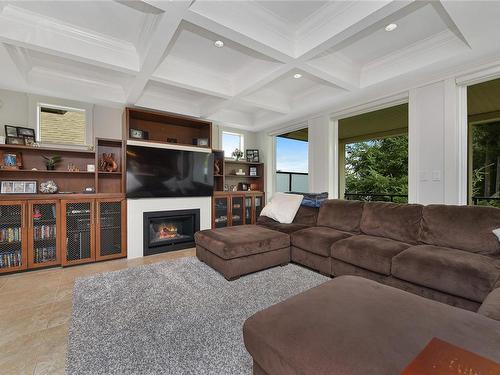 2181 Players Dr, Langford, BC - Indoor Photo Showing Living Room With Fireplace