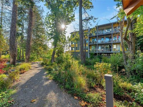 203-10680 Mcdonald Park Rd, North Saanich, BC - Outdoor With Balcony