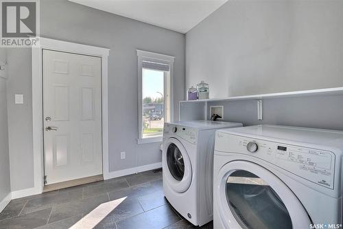 2 Yale Place, White City, SK - Indoor Photo Showing Laundry Room