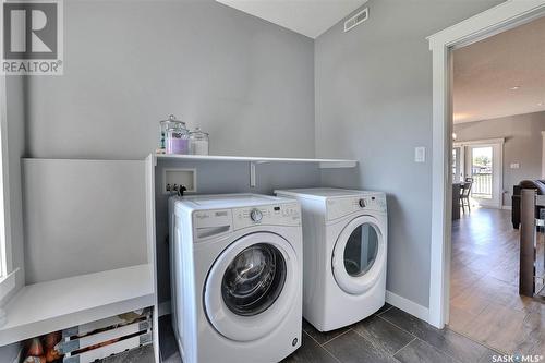2 Yale Place, White City, SK - Indoor Photo Showing Laundry Room
