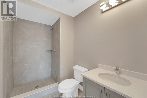 140 Main Street East Unit# 304, Kingsville, ON - Indoor Photo Showing Bathroom