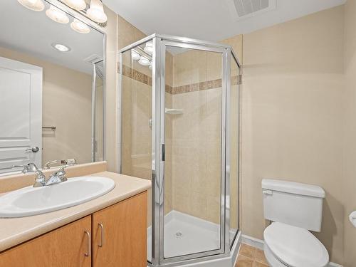 204-1280 Alpine Rd, Courtenay, BC - Indoor Photo Showing Bathroom