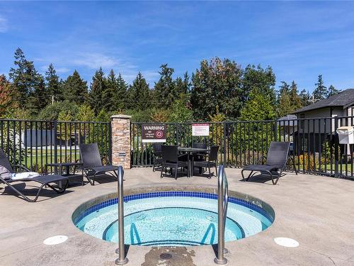 3-1175 Resort Dr, Parksville, BC - Outdoor With In Ground Pool With Deck Patio Veranda