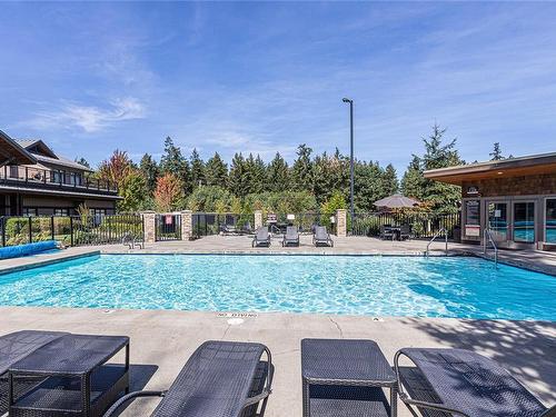 3-1175 Resort Dr, Parksville, BC - Outdoor With In Ground Pool With Deck Patio Veranda