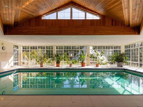 4111 Mikkelson Frontage Road, Tappen, BC - Indoor Photo Showing Other Room With In Ground Pool