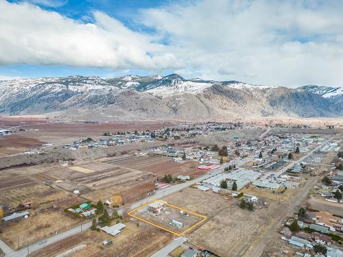 101 7Th Avenue, Keremeos, BC - Outdoor With View