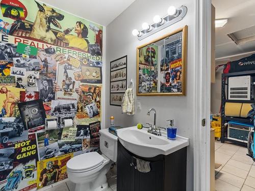 101 7Th Avenue, Keremeos, BC - Indoor Photo Showing Bathroom