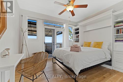 81 Beach Road, Tiny, ON - Indoor Photo Showing Bedroom