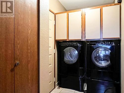 8517 Primrose Lane, Osoyoos, BC - Indoor Photo Showing Laundry Room