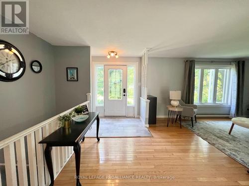 133 Shannonville Rd, Tyendinaga, ON - Indoor Photo Showing Other Room