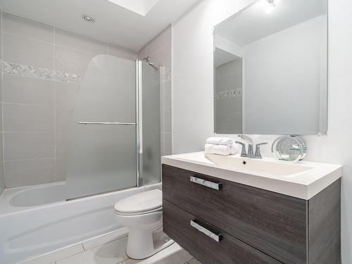 Salle de bains - 3620 Place Benoit, Brossard, QC - Indoor Photo Showing Bathroom