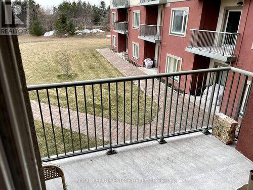 #205 -333 Rue Lafontaine Rd W, Tiny, ON - Outdoor With Balcony With Exterior