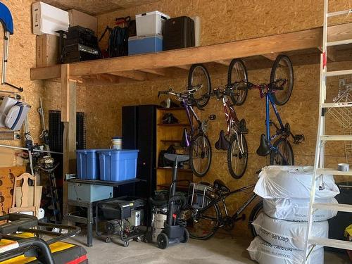 Garage - 450 4E Rang S., Lac-Simon, QC - Indoor Photo Showing Other Room
