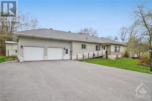 2508 Rideau Ferry Road, Perth, ON - Outdoor