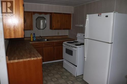 28 Pleasant Street, Stephenville Crossing, NL - Indoor Photo Showing Kitchen