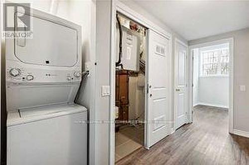 58 Beverly St, Cambridge, ON - Indoor Photo Showing Laundry Room