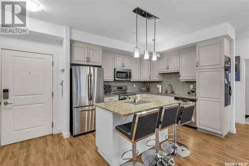 106 1035 Moss Avenue, Saskatoon, SK - Indoor Photo Showing Kitchen With Upgraded Kitchen