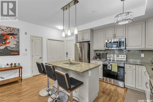 106 1035 Moss Avenue, Saskatoon, SK - Indoor Photo Showing Kitchen With Upgraded Kitchen