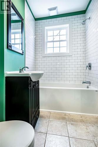 50 Lemarchant Road, St. John'S, NL - Indoor Photo Showing Bathroom