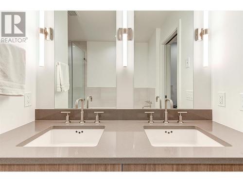 3000 Ariva Drive Unit# 3406, West Kelowna, BC - Indoor Photo Showing Bathroom