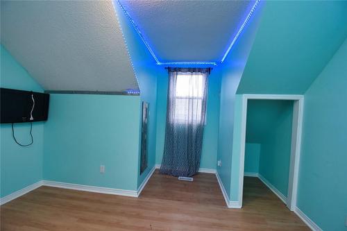 804 Nebo Road, Glanbrook, ON - Indoor Photo Showing Other Room