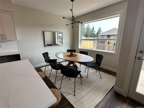 103-2580 Brookfield Dr, Courtenay, BC - Indoor Photo Showing Dining Room