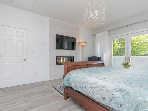 4712 Shell Beach Rd, Ladysmith, BC - Indoor Photo Showing Bedroom