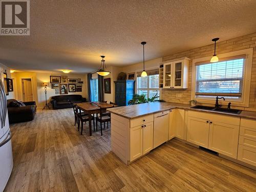 5306 49 Street, Pouce Coupe, BC - Indoor Photo Showing Kitchen