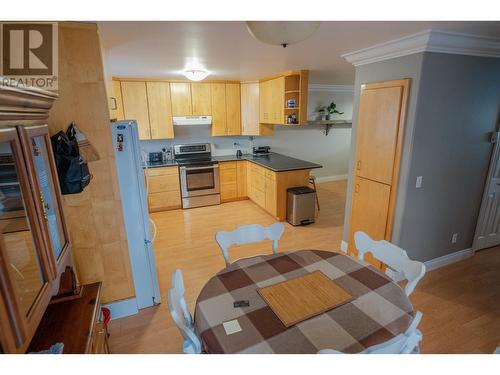 8703-8707 89 Avenue, Fort St. John, BC - Indoor Photo Showing Kitchen