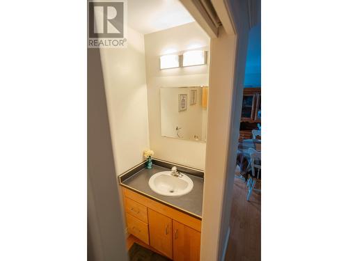 8703-8707 89 Avenue, Fort St. John, BC - Indoor Photo Showing Bathroom