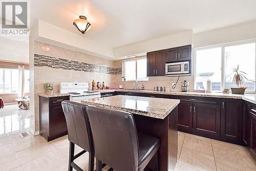1335 1337 Kamloops Street, New Westminster, BC - Indoor Photo Showing Kitchen