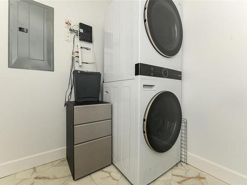 2102-44 Anderton Ave, Courtenay, BC - Indoor Photo Showing Laundry Room