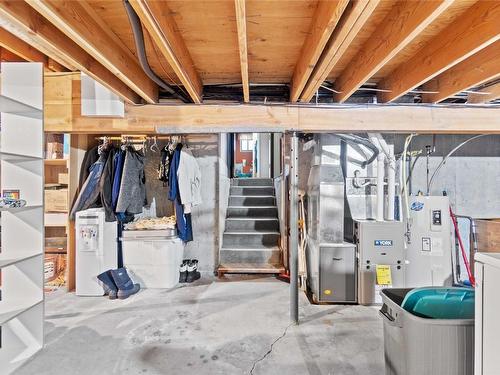 3003 11 Street, Vernon, BC - Indoor Photo Showing Basement