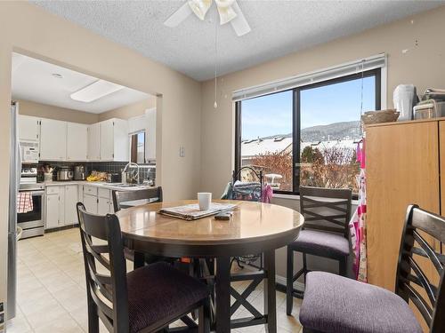 3003 11 Street, Vernon, BC - Indoor Photo Showing Dining Room
