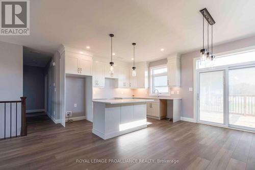 31 Mackenzie John Crescent, Brighton, ON - Indoor Photo Showing Kitchen With Upgraded Kitchen