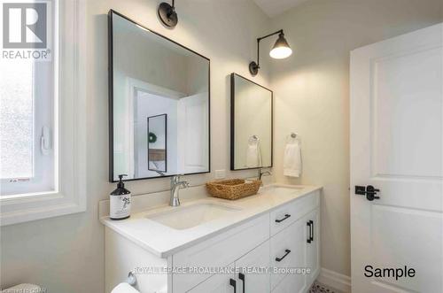 38 Mackenzie John Crescent, Brighton, ON - Indoor Photo Showing Bathroom