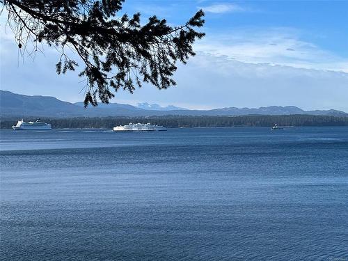 324 Easthom Rd, Gabriola Island, BC - Outdoor With Body Of Water With View