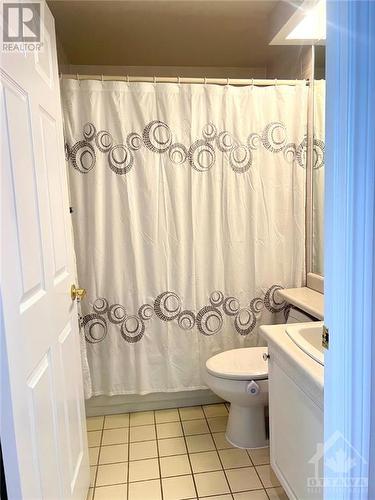 1480 Riverside Drive Unit#505, Ottawa, ON - Indoor Photo Showing Bathroom