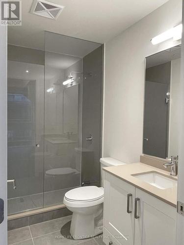 1005 - 99 John Street, Toronto, ON - Indoor Photo Showing Bathroom