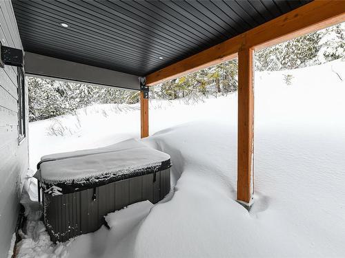 650 Arrowsmith Ridge, Courtenay, BC - Outdoor With Deck Patio Veranda With Exterior