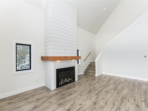 650 Arrowsmith Ridge, Courtenay, BC - Indoor With Fireplace