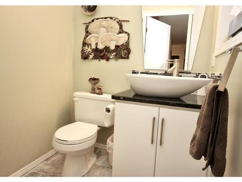 3-625 Barrera Road, Kelowna, BC - Indoor Photo Showing Bathroom