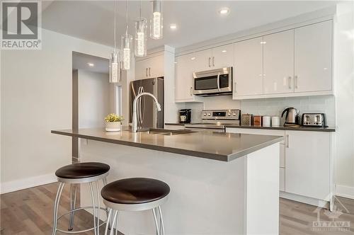 68 Prince Albert Street, Ottawa, ON - Indoor Photo Showing Kitchen With Upgraded Kitchen