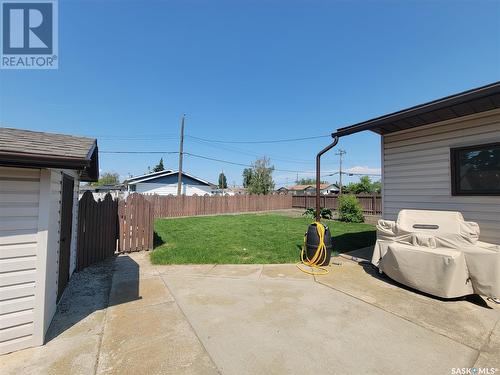 4701 Express Avenue, Macklin, SK - Outdoor